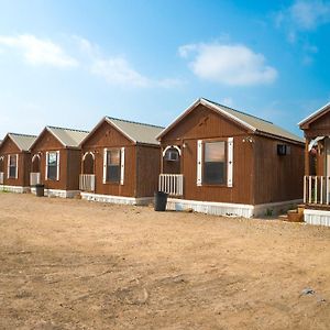 Grand Eagle Ford Lodge & Rv Park